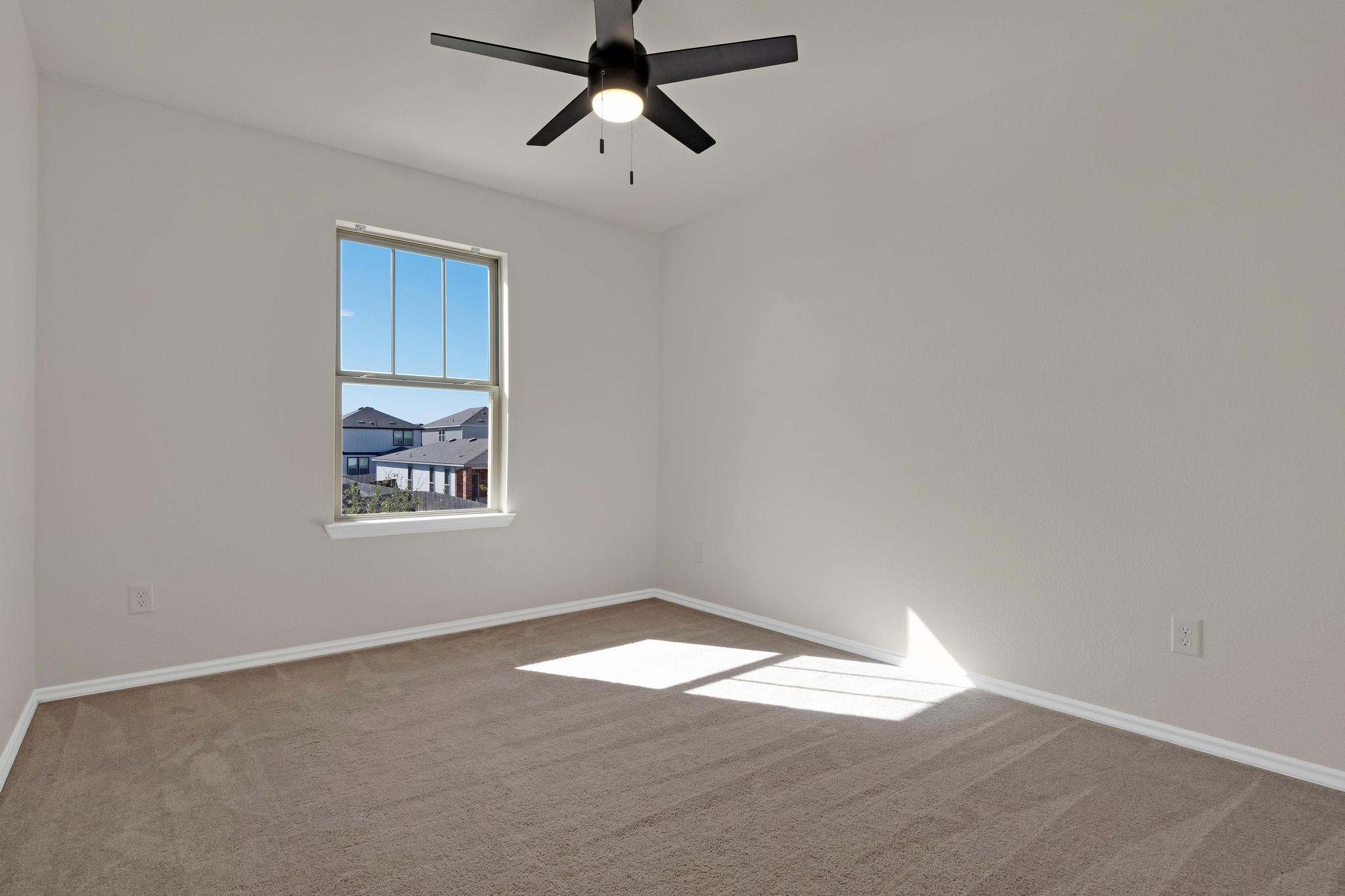 449 Stone Water Ln, Jarrell, TX 76588