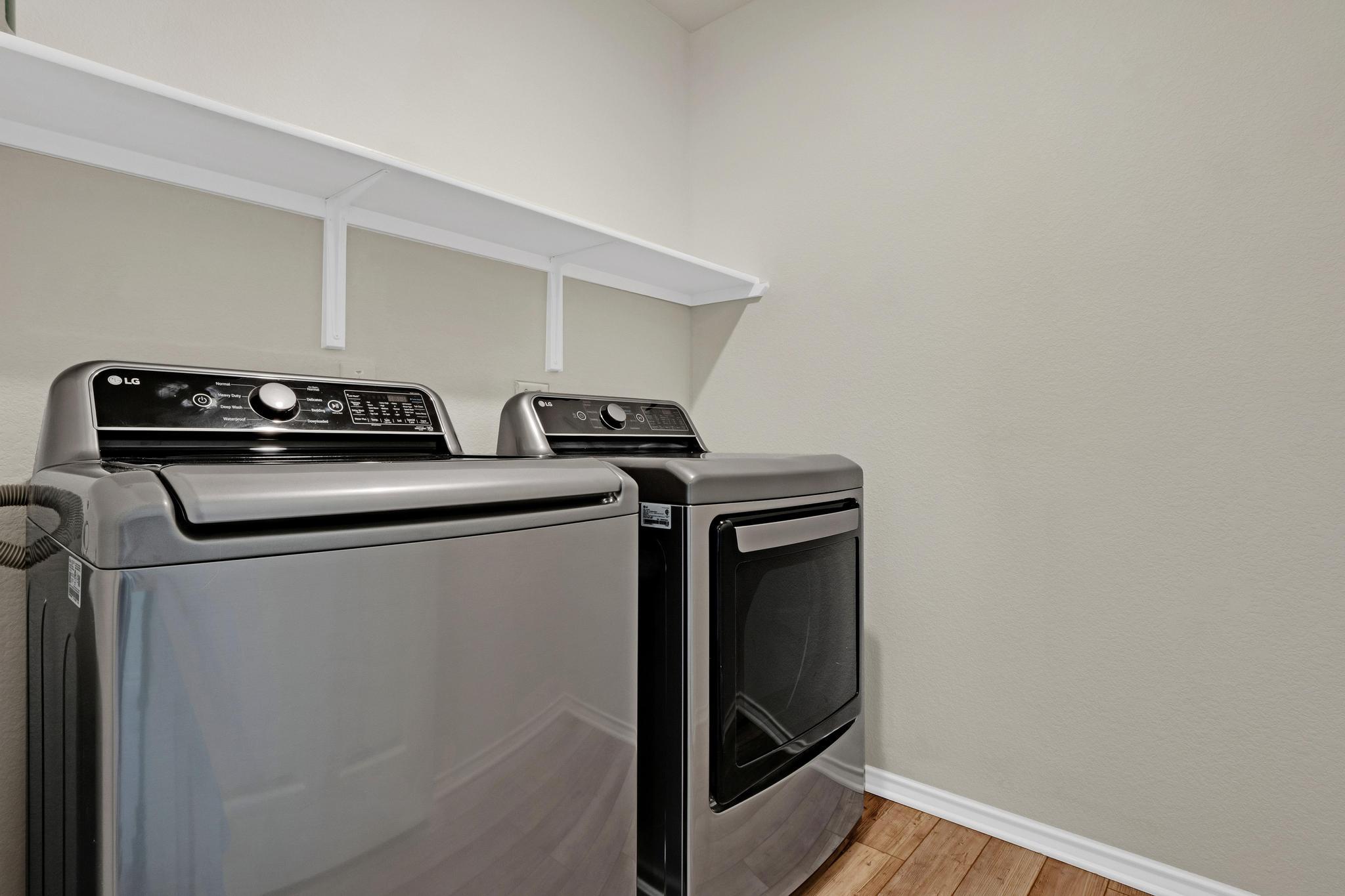 449 Stone Water Ln, Jarrell, TX 76588