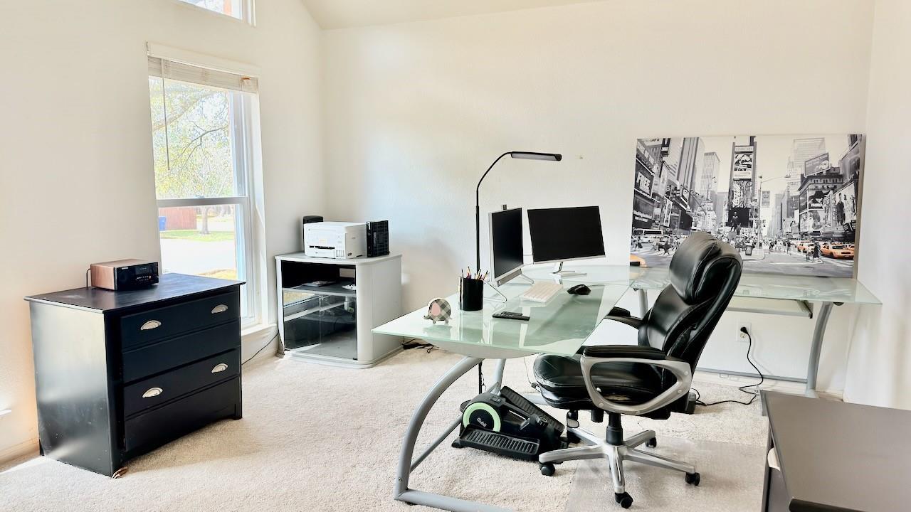 1902 Overland Dr, Leander, TX 78641