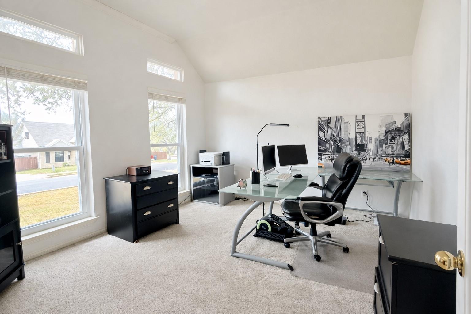 1902 Overland Dr, Leander, TX 78641