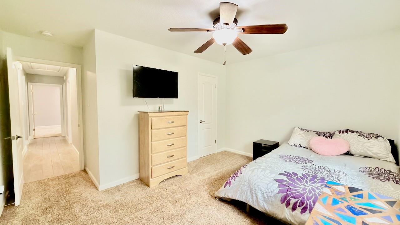 1902 Overland Dr, Leander, TX 78641