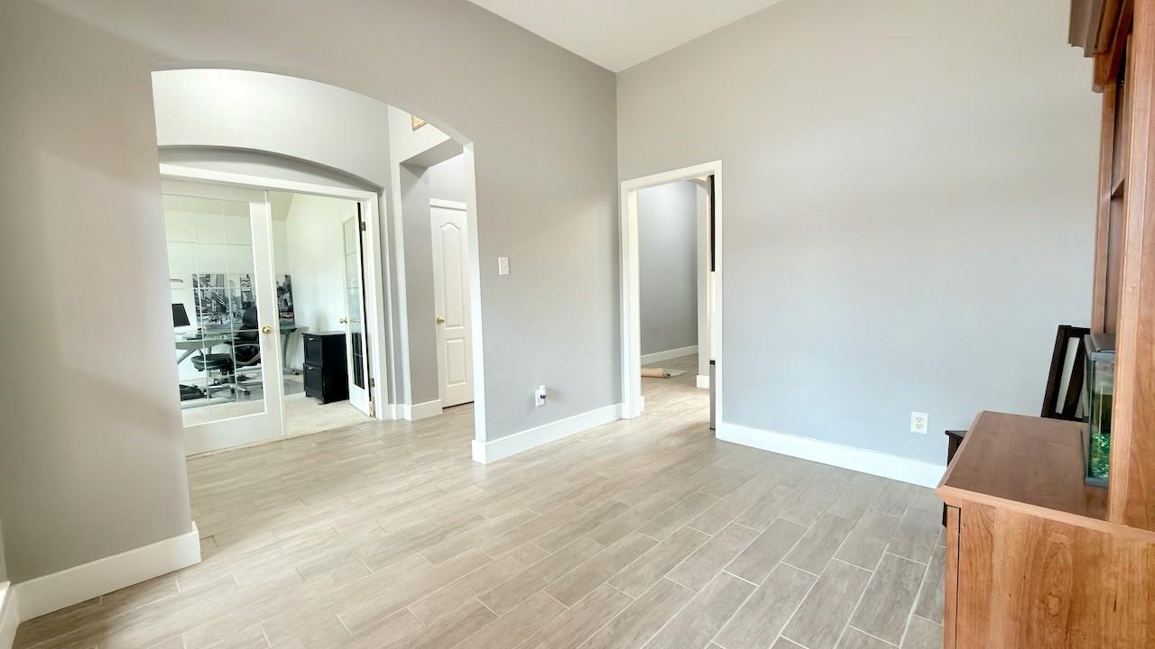 1902 Overland Dr, Leander, TX 78641