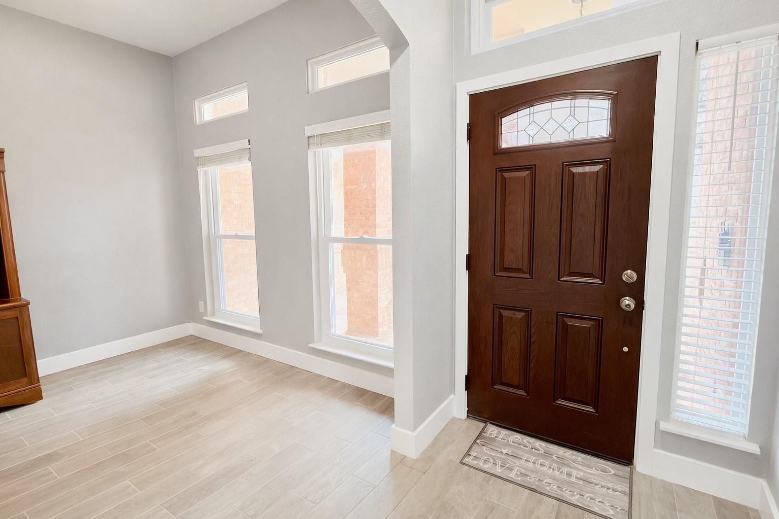 1902 Overland Dr, Leander, TX 78641