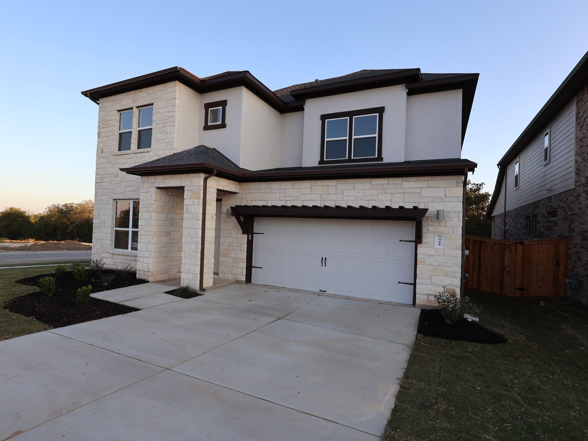 3944 Fulton Dr, Leander, TX 78641