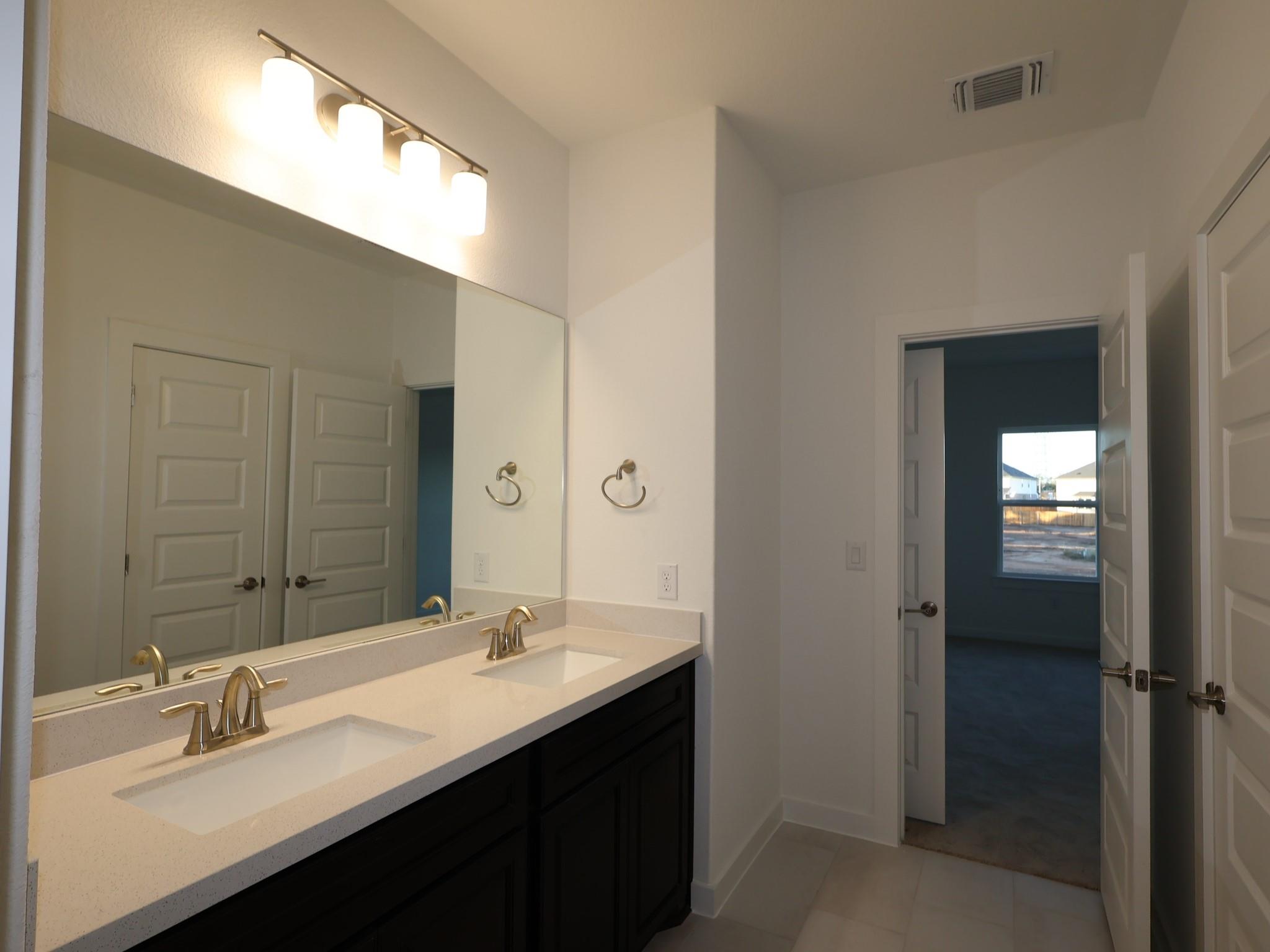 3944 Fulton Dr, Leander, TX 78641