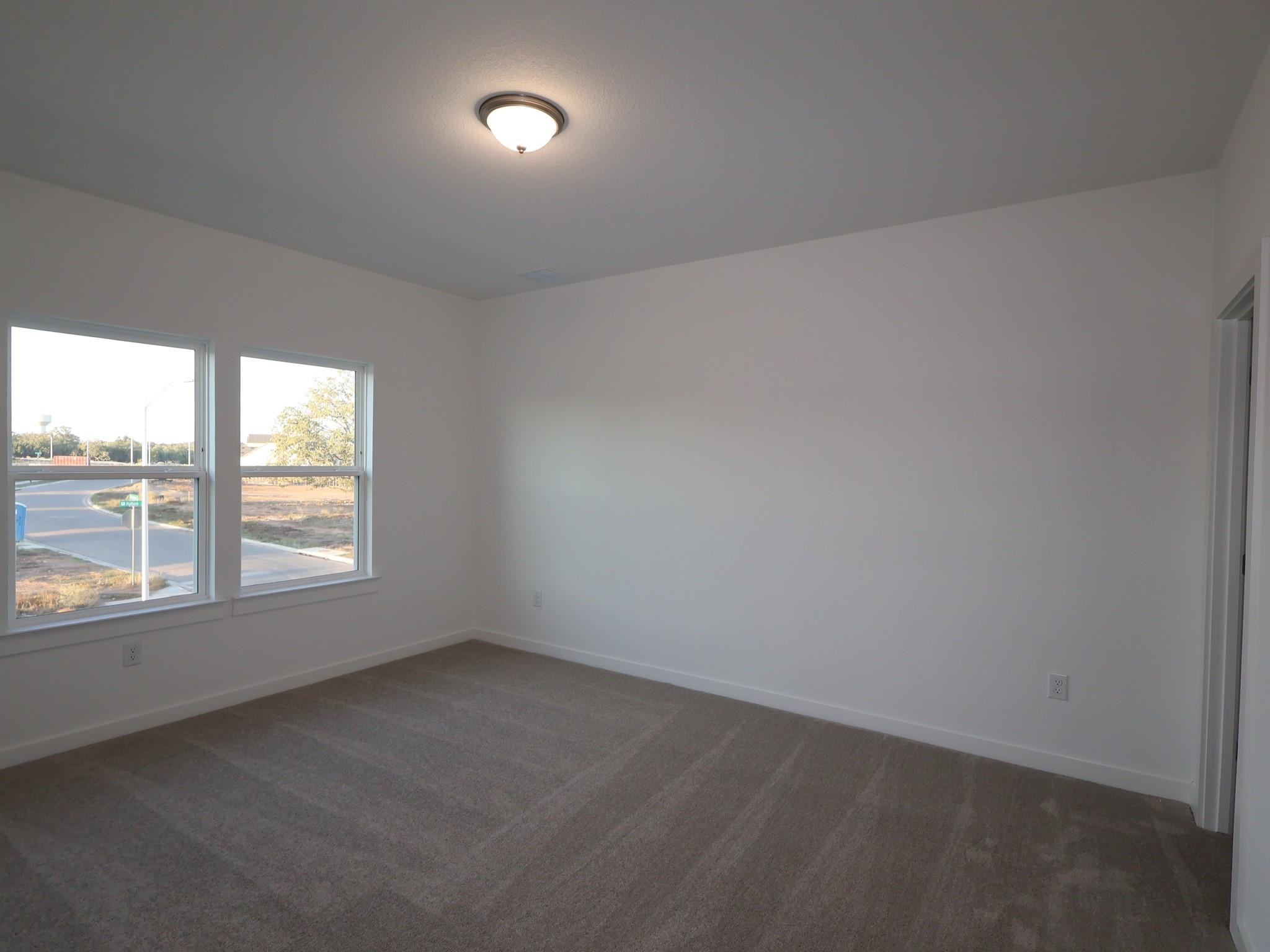 3944 Fulton Dr, Leander, TX 78641