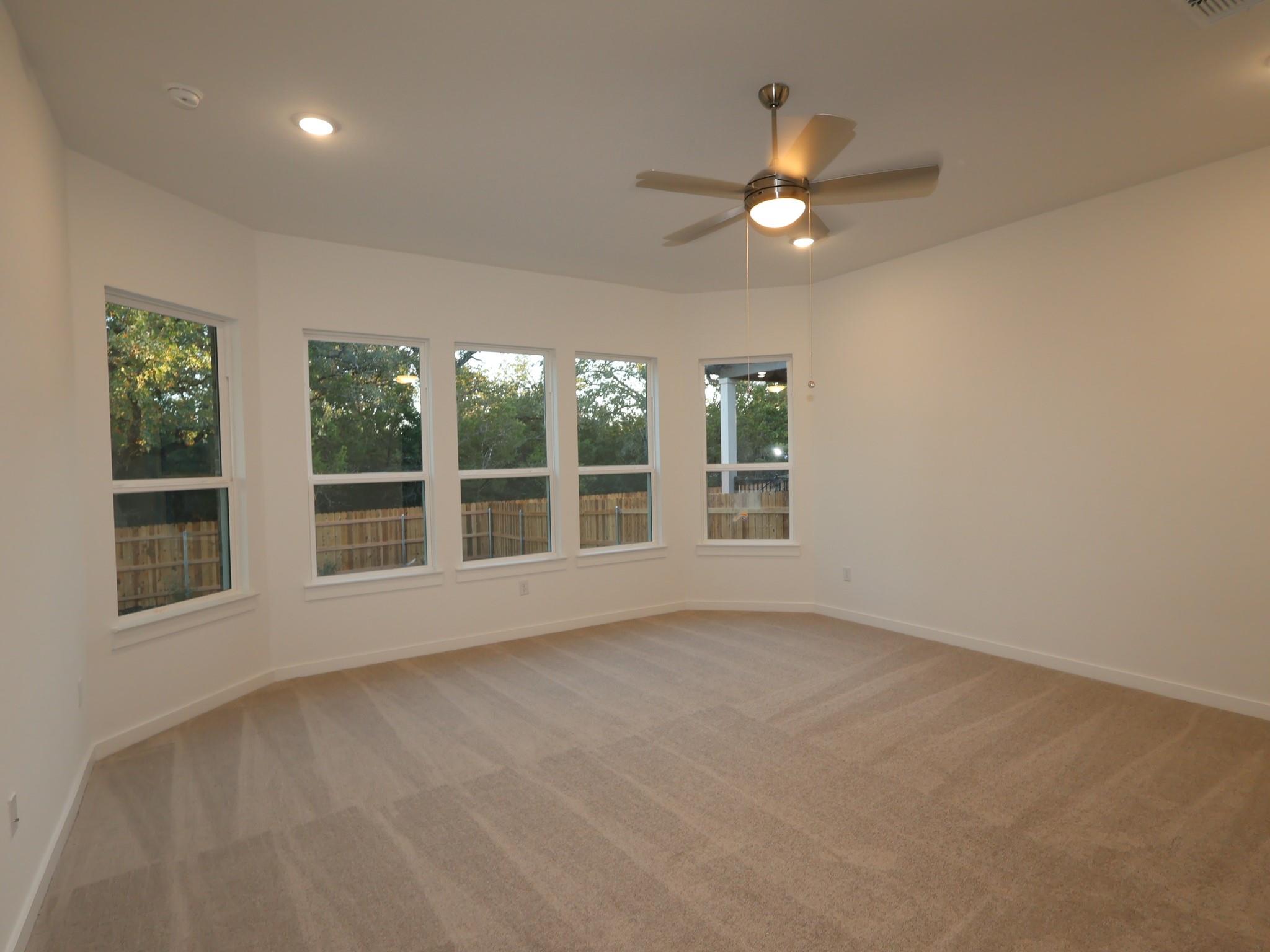 3944 Fulton Dr, Leander, TX 78641