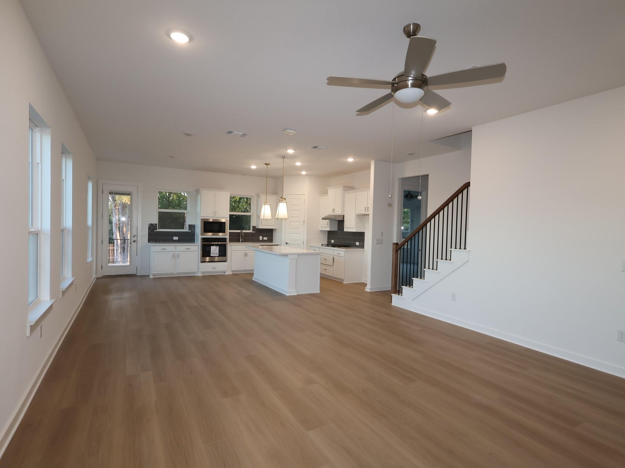 3944 Fulton Dr, Leander, TX 78641