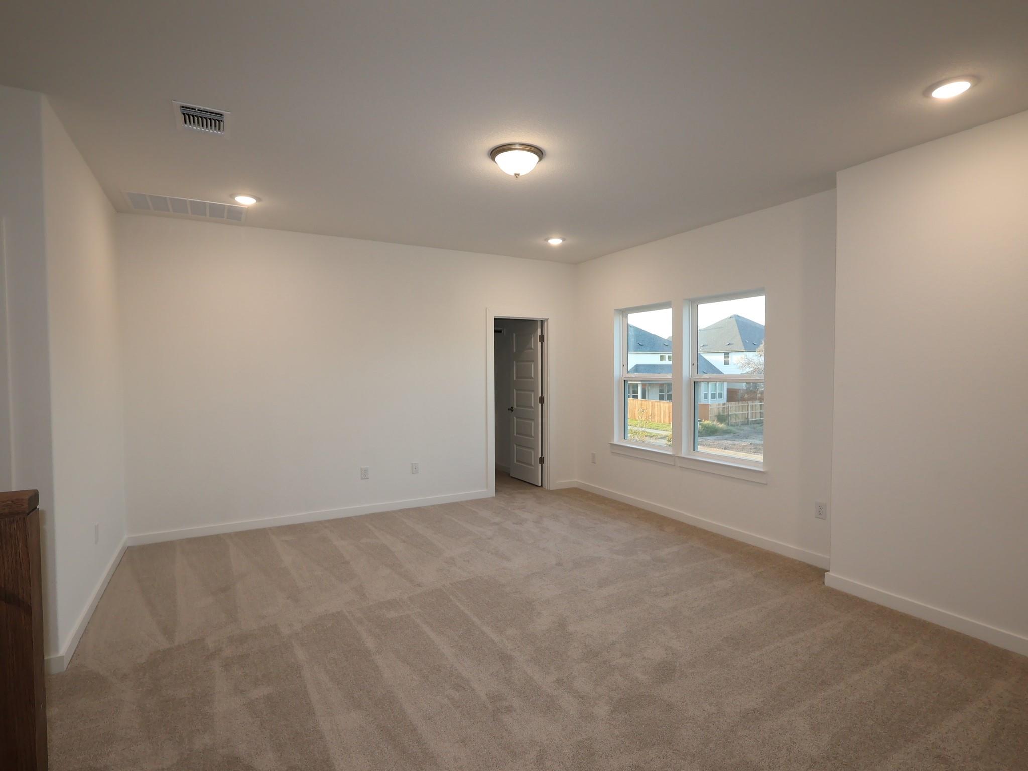 3944 Fulton Dr, Leander, TX 78641