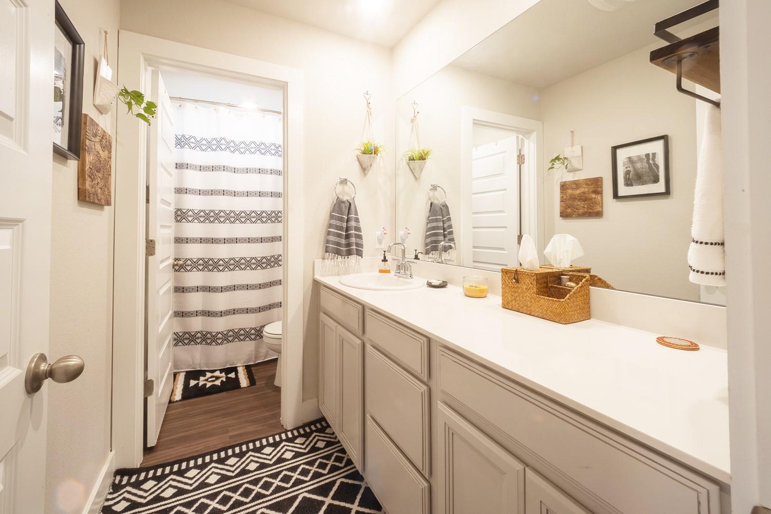 7401 Grand Linden Way # 78, Austin, TX 78744