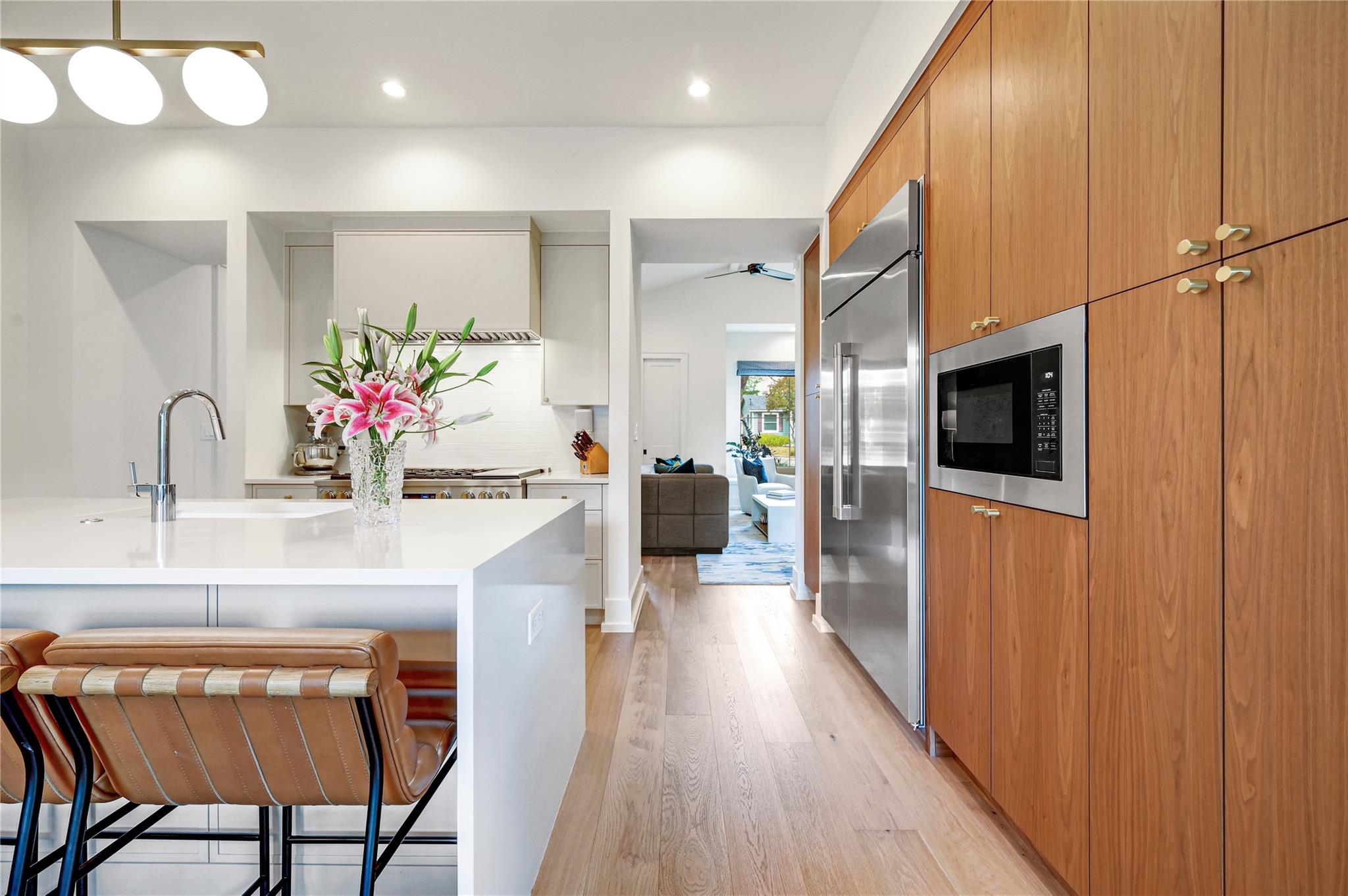 1211 Alegria Rd, Austin, TX 78757