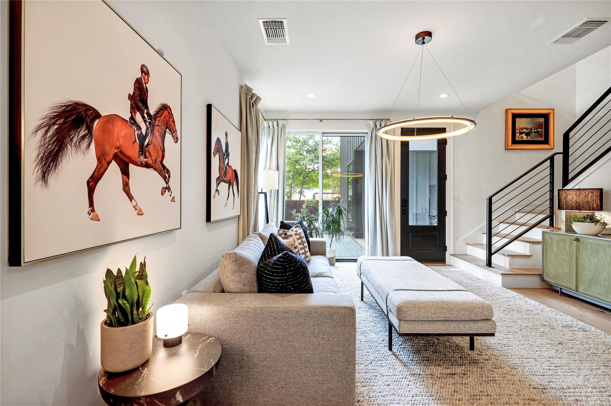 1211 Alegria Rd, Austin, TX 78757