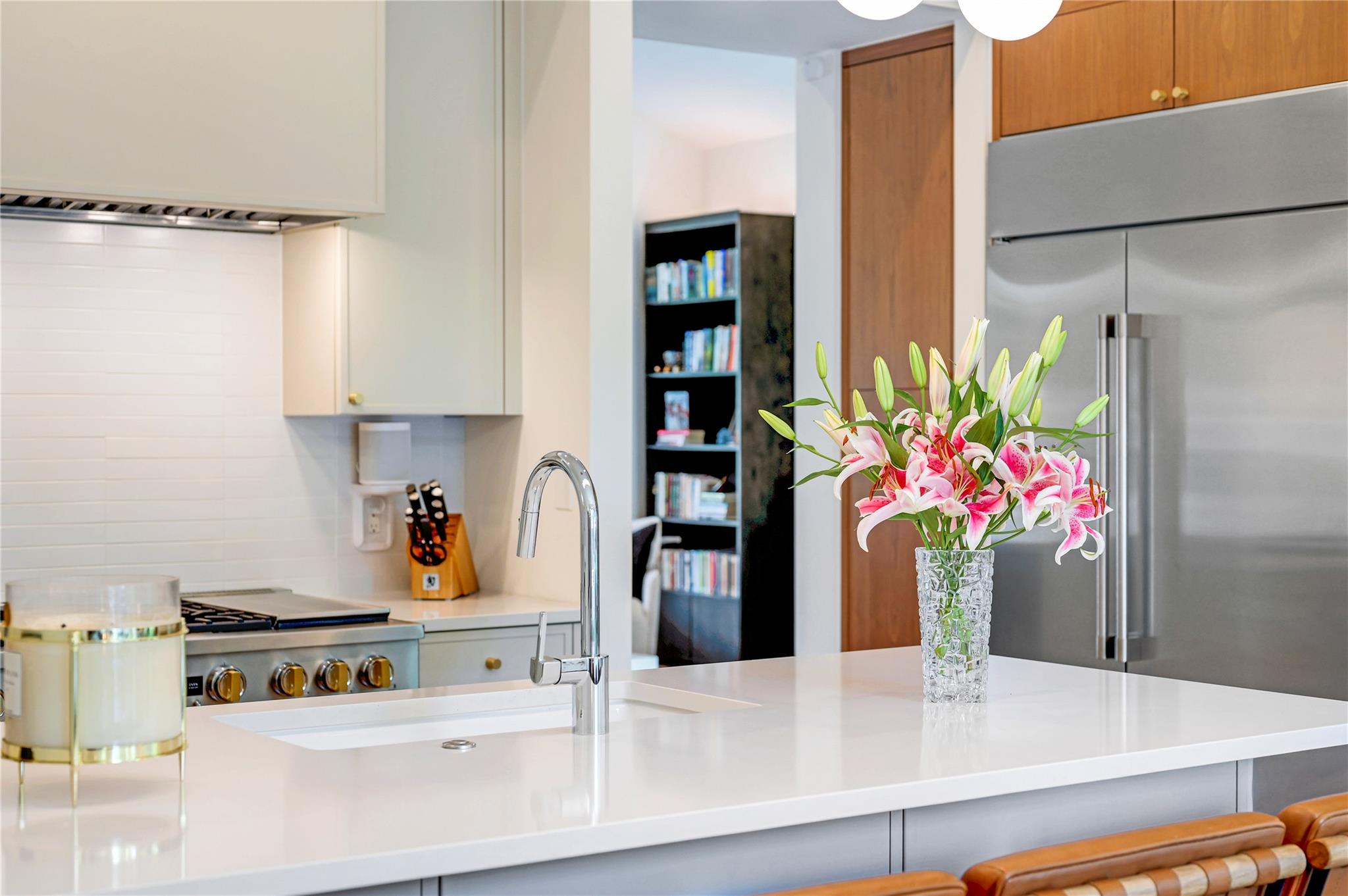 1211 Alegria Rd, Austin, TX 78757