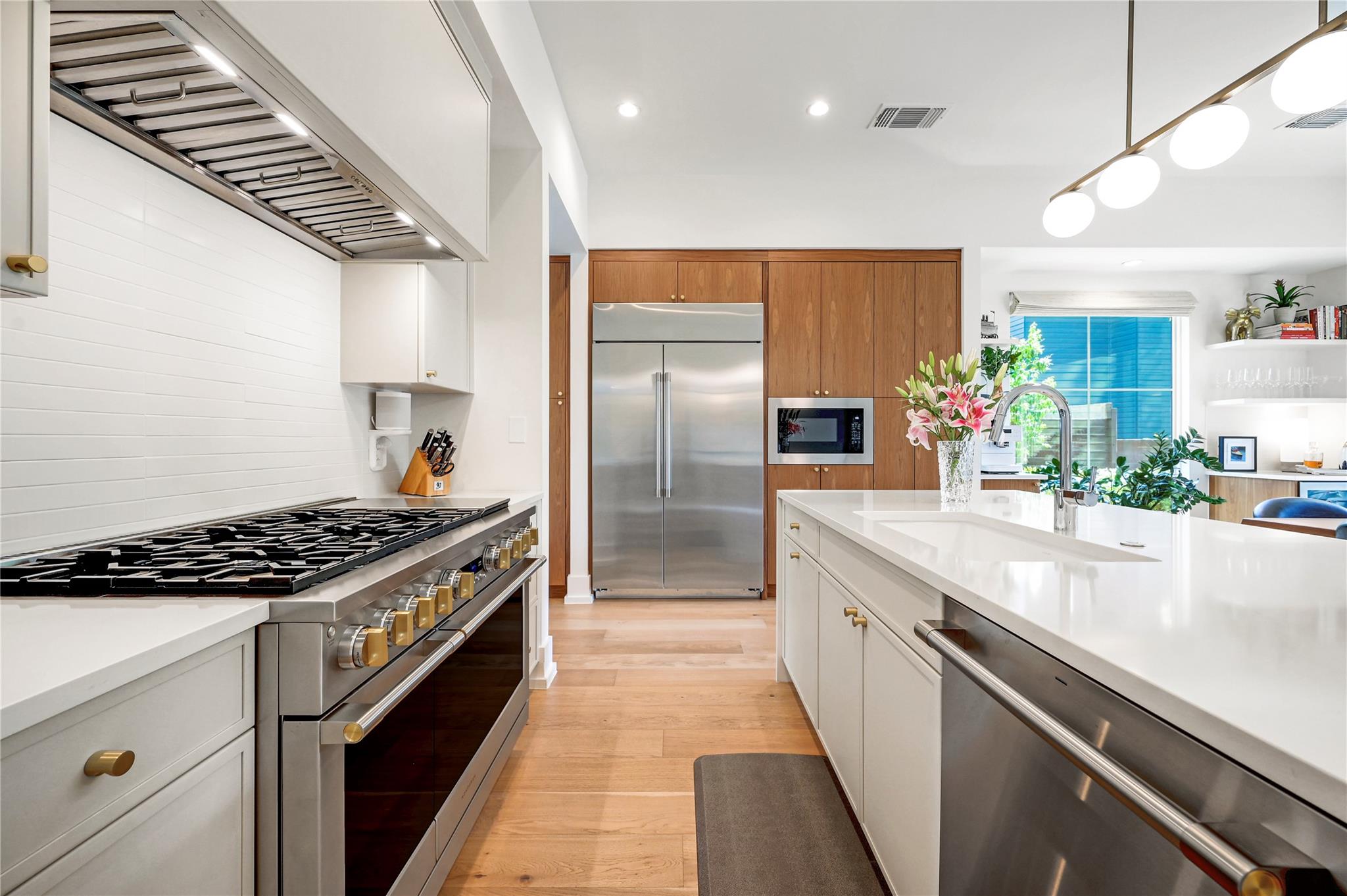 1211 Alegria Rd, Austin, TX 78757