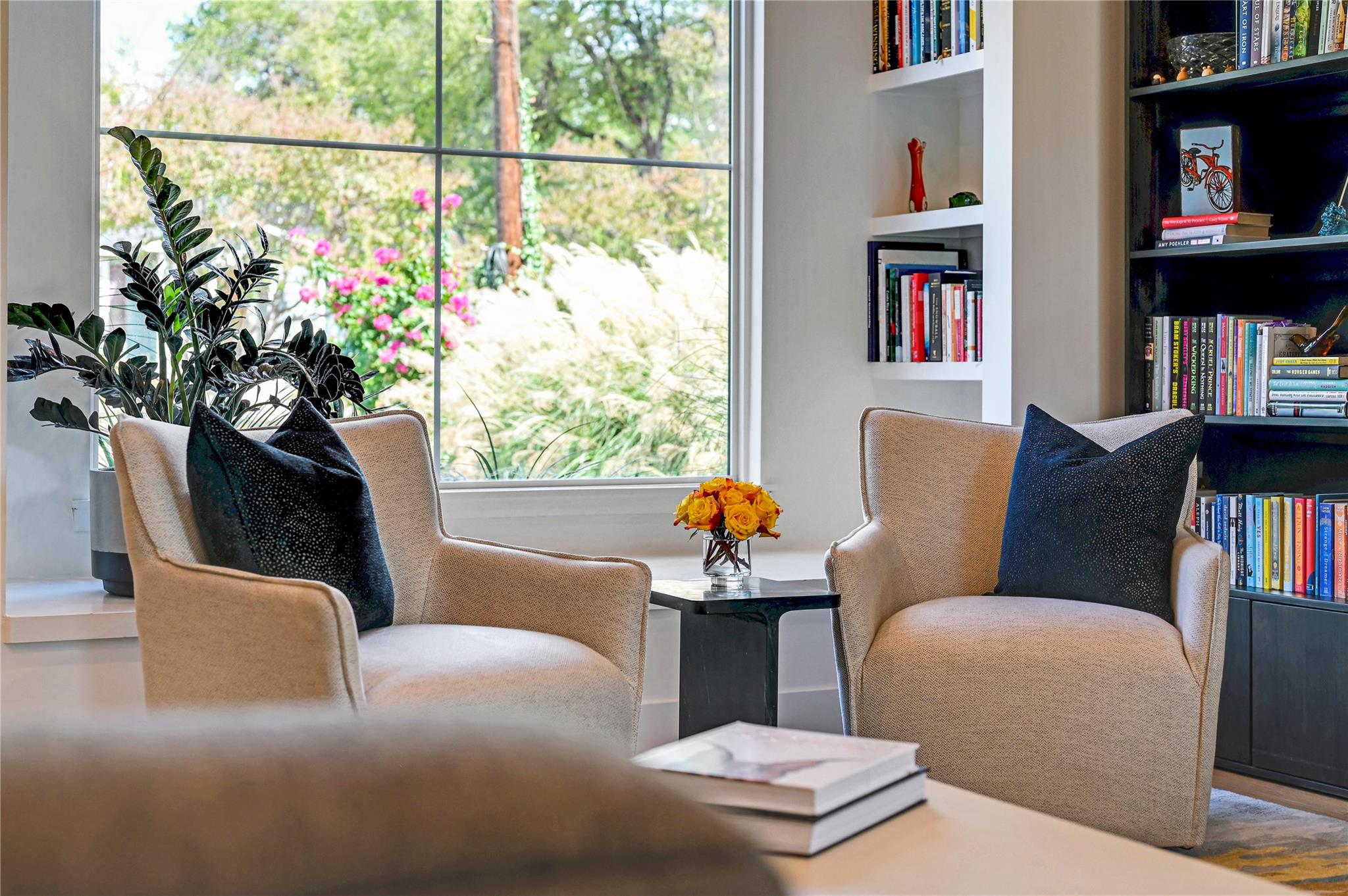 1211 Alegria Rd, Austin, TX 78757