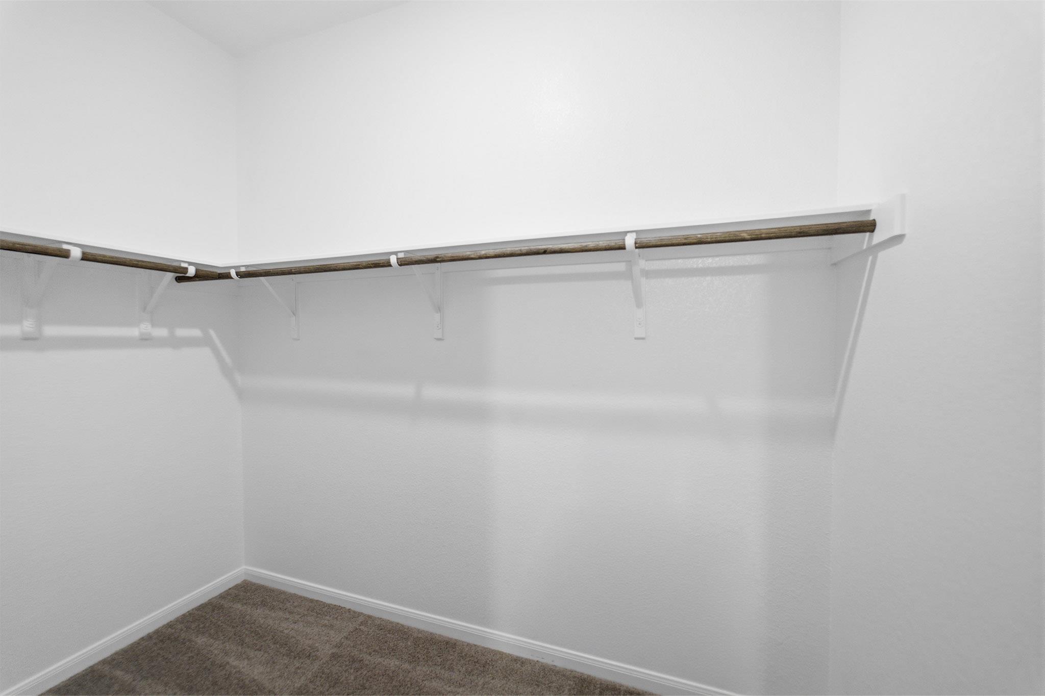 204 Quail Convey Dr, Jarrell, TX 76537