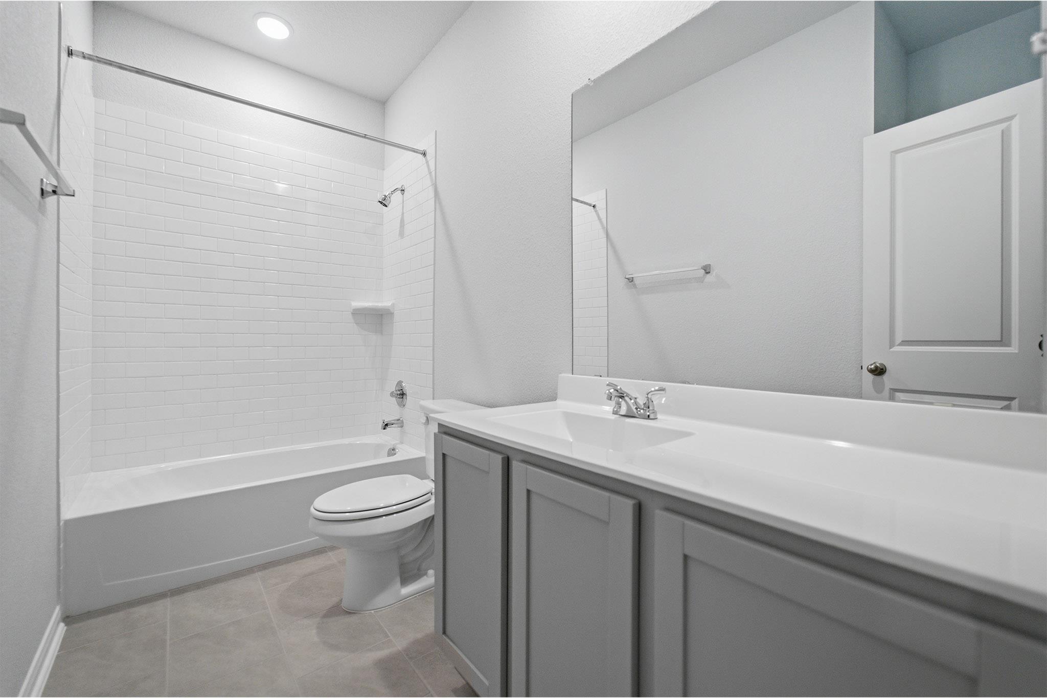 204 Quail Convey Dr, Jarrell, TX 76537