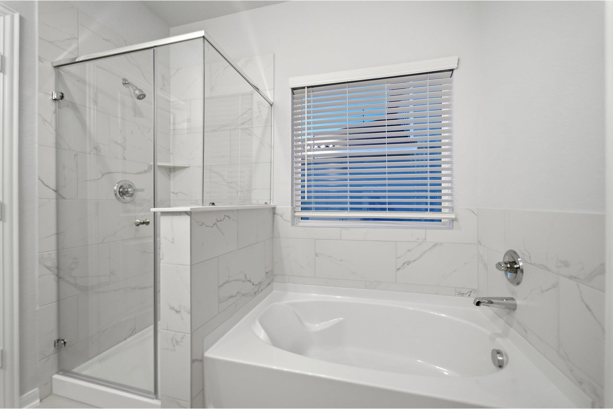 204 Quail Convey Dr, Jarrell, TX 76537