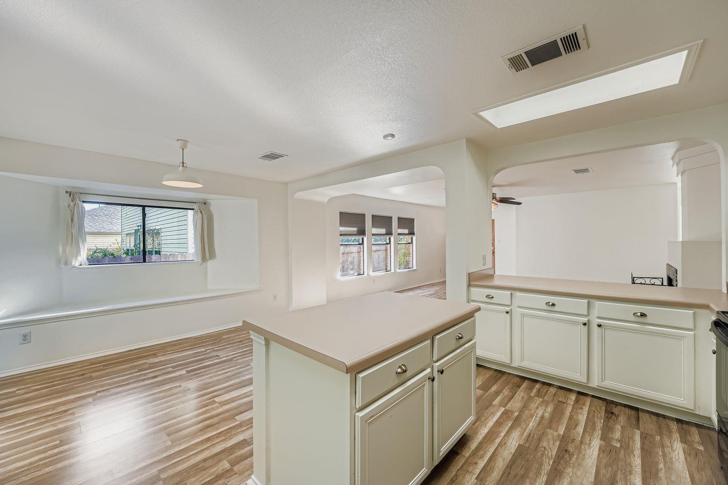 1334 Water Spaniel Way, Round Rock, TX 78664