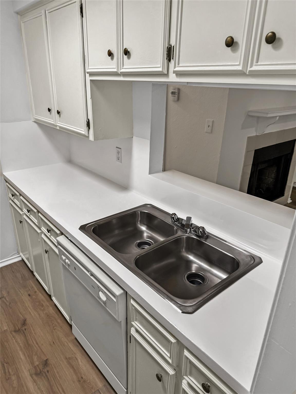 2706 Salado St # 205, Austin, TX 78705