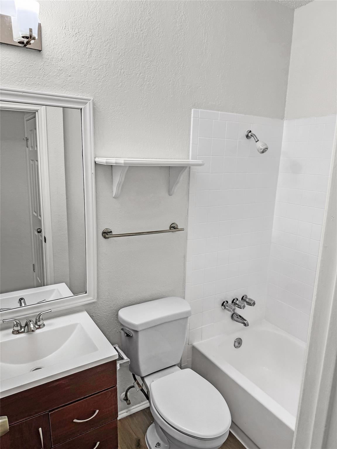 2706 Salado St # 205, Austin, TX 78705