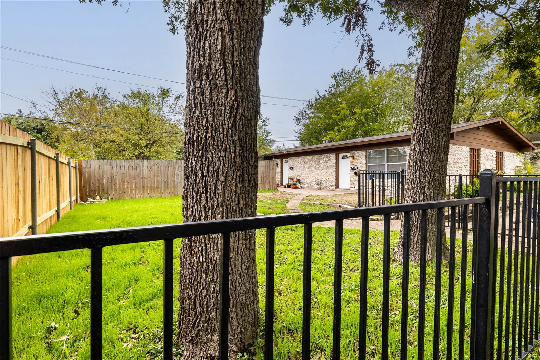 1411 Braes Ridge Dr # B, Austin, TX 78723