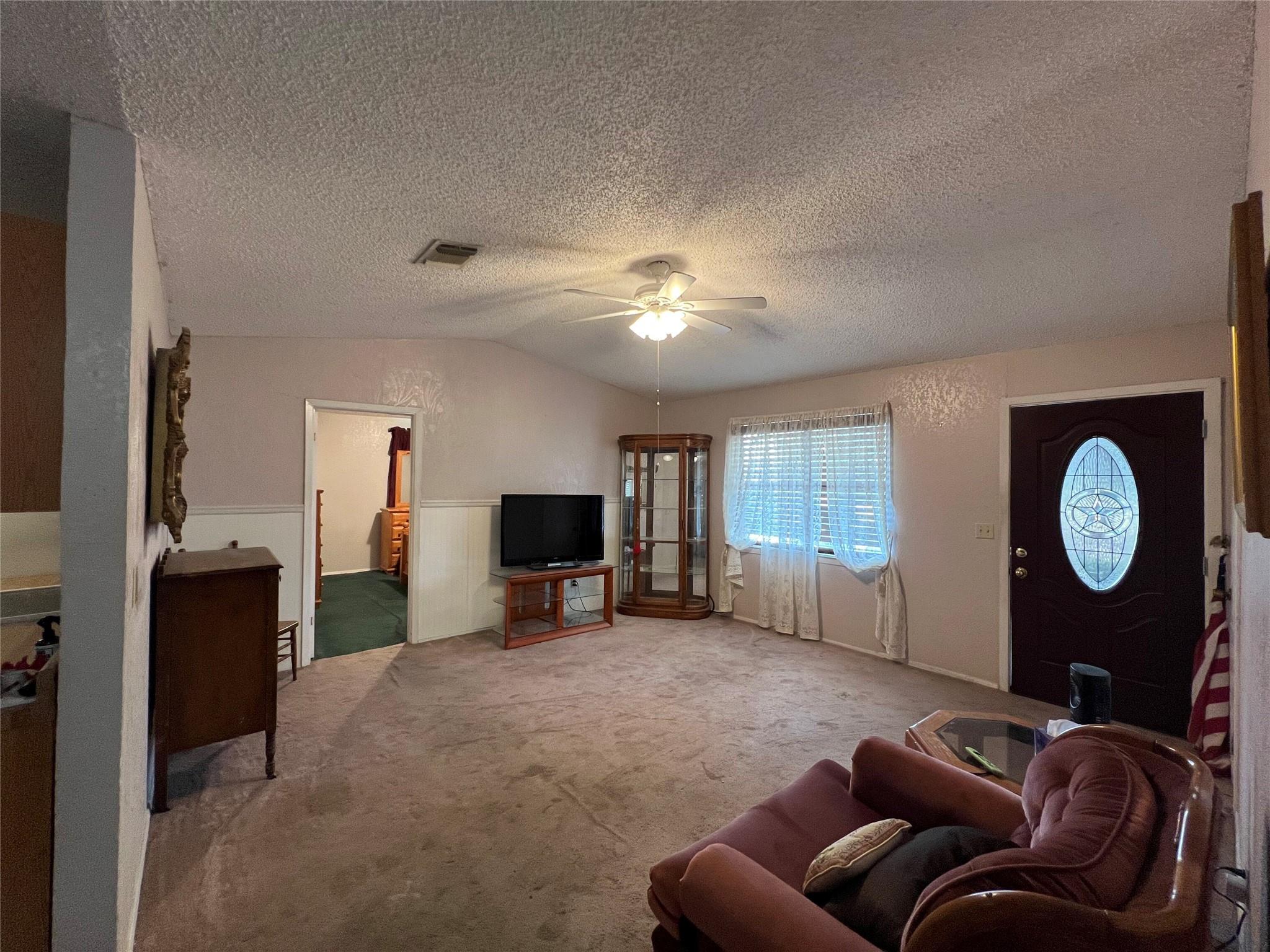 4307 Cottonwood Dr, Cottonwood Shores, TX 78657