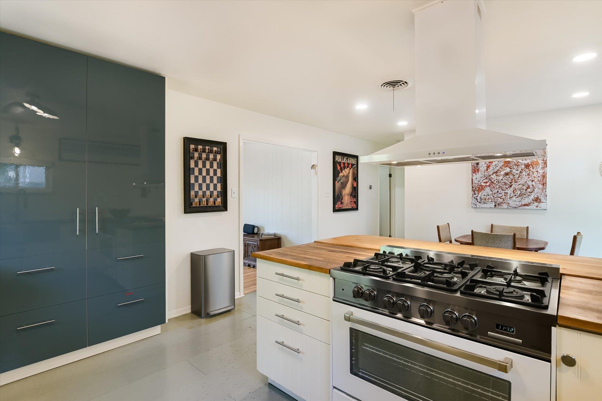 807 W Oltorf St, Austin, TX 78704