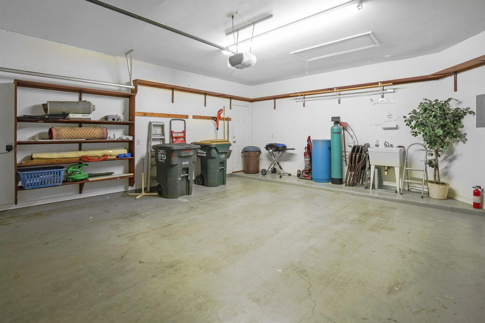 2912 Brandy Ln, Georgetown, TX 78628