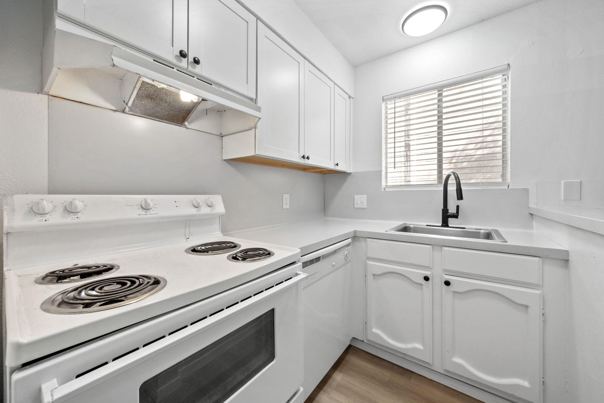 2410 Longview St # D-202, Austin, TX 78705