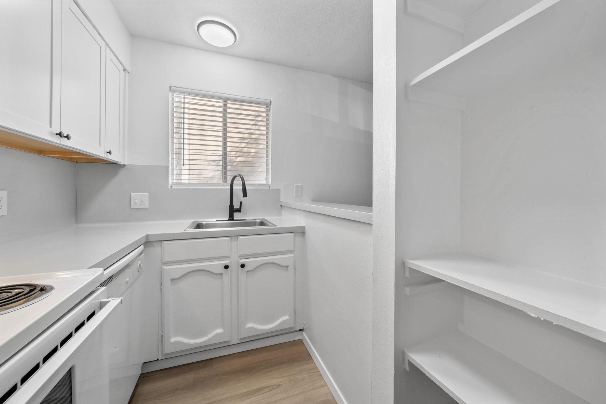 2410 Longview St # D-202, Austin, TX 78705