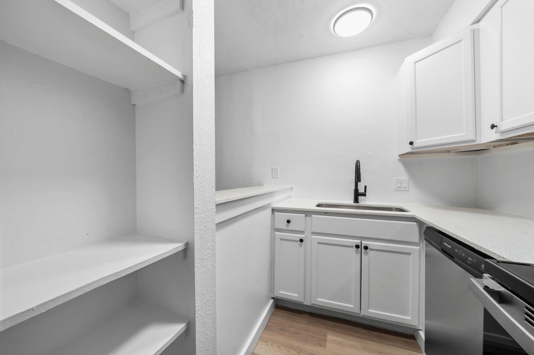 2410 Longview St # D-101, Austin, TX 78705