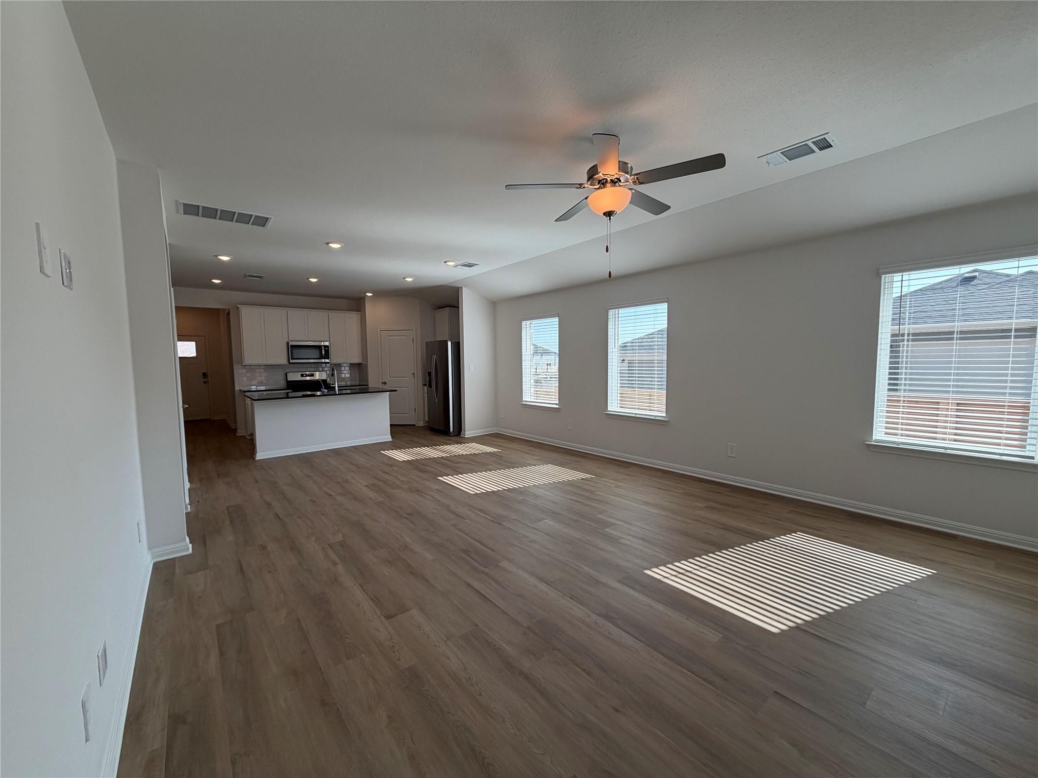 101 Maple Hedge Rd, Hutto, TX 78634