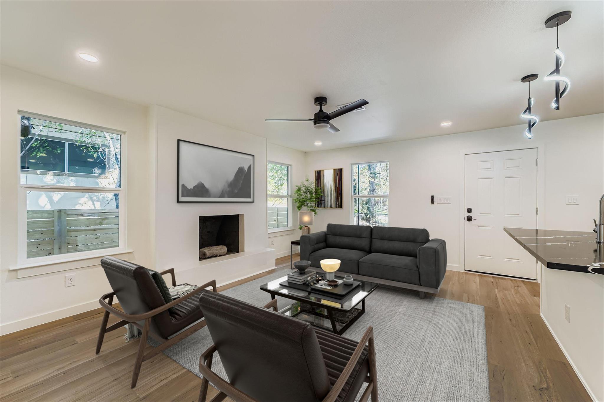 10710 Crestview Dr, Jonestown, TX 78645