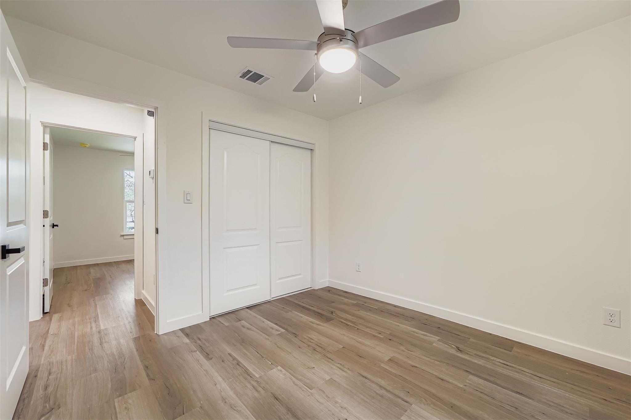 10710 Crestview Dr, Jonestown, TX 78645