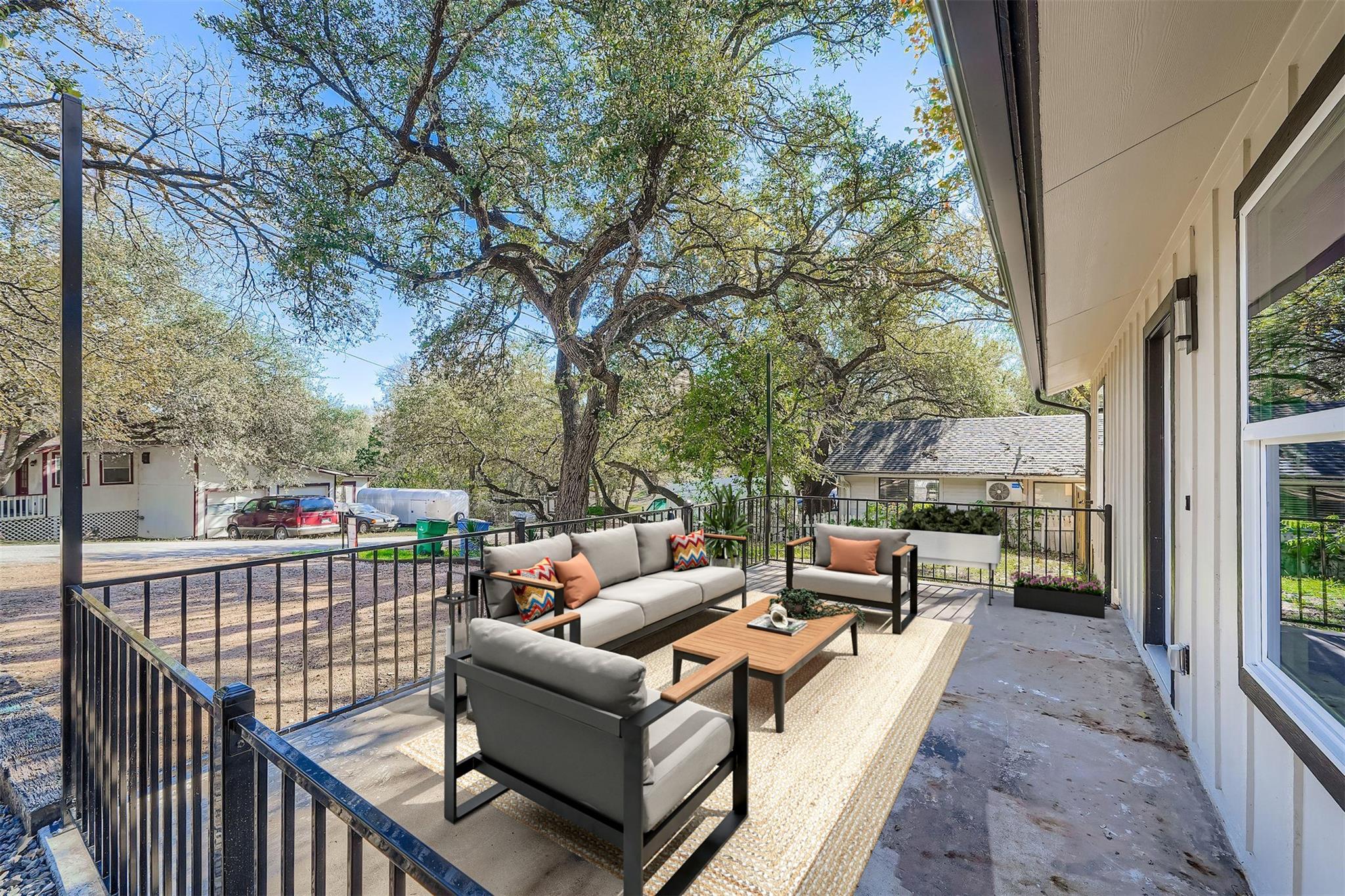 10710 Crestview Dr, Jonestown, TX 78645