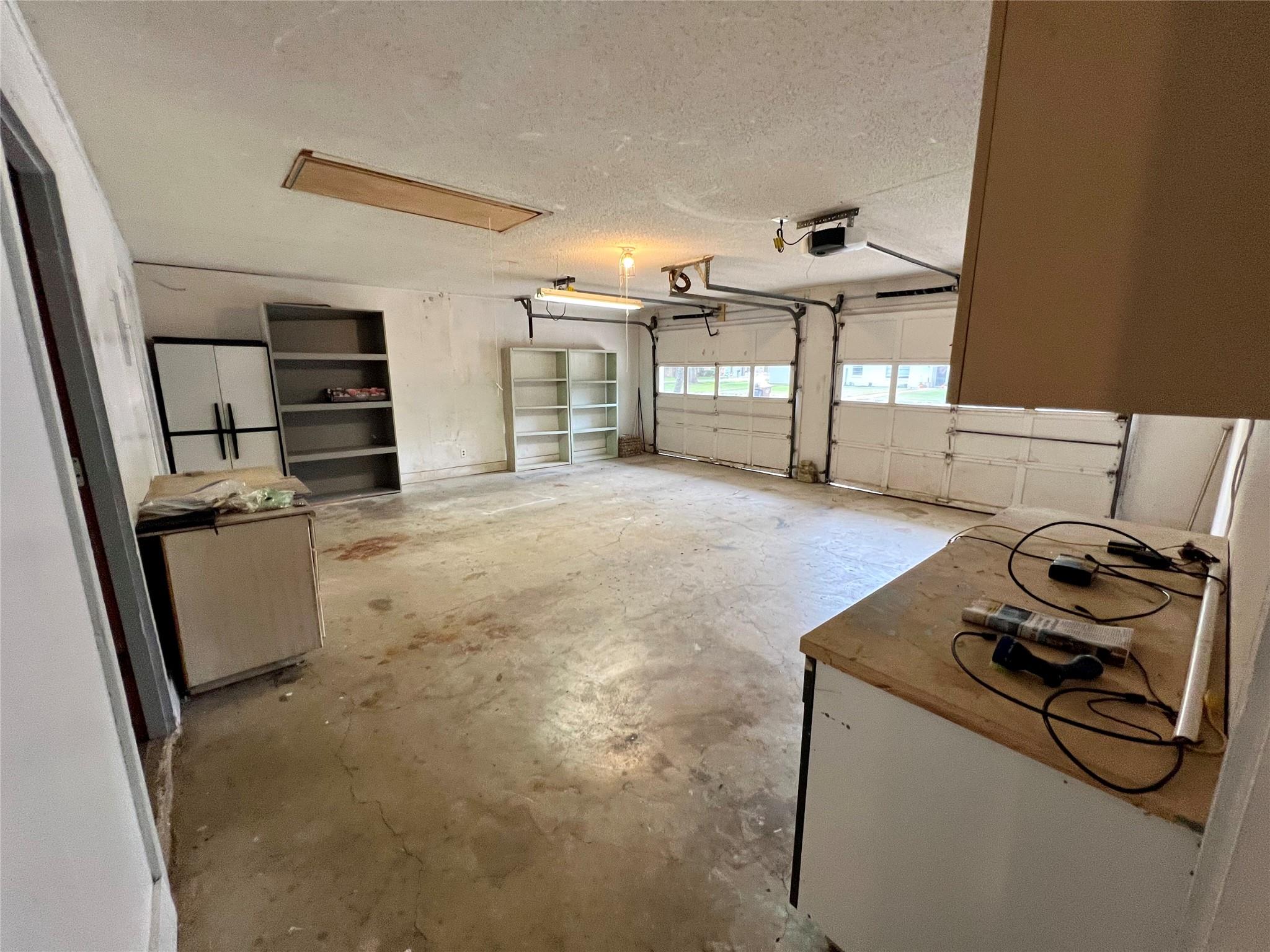 795 Vogel Dr, Lockhart, TX 78644