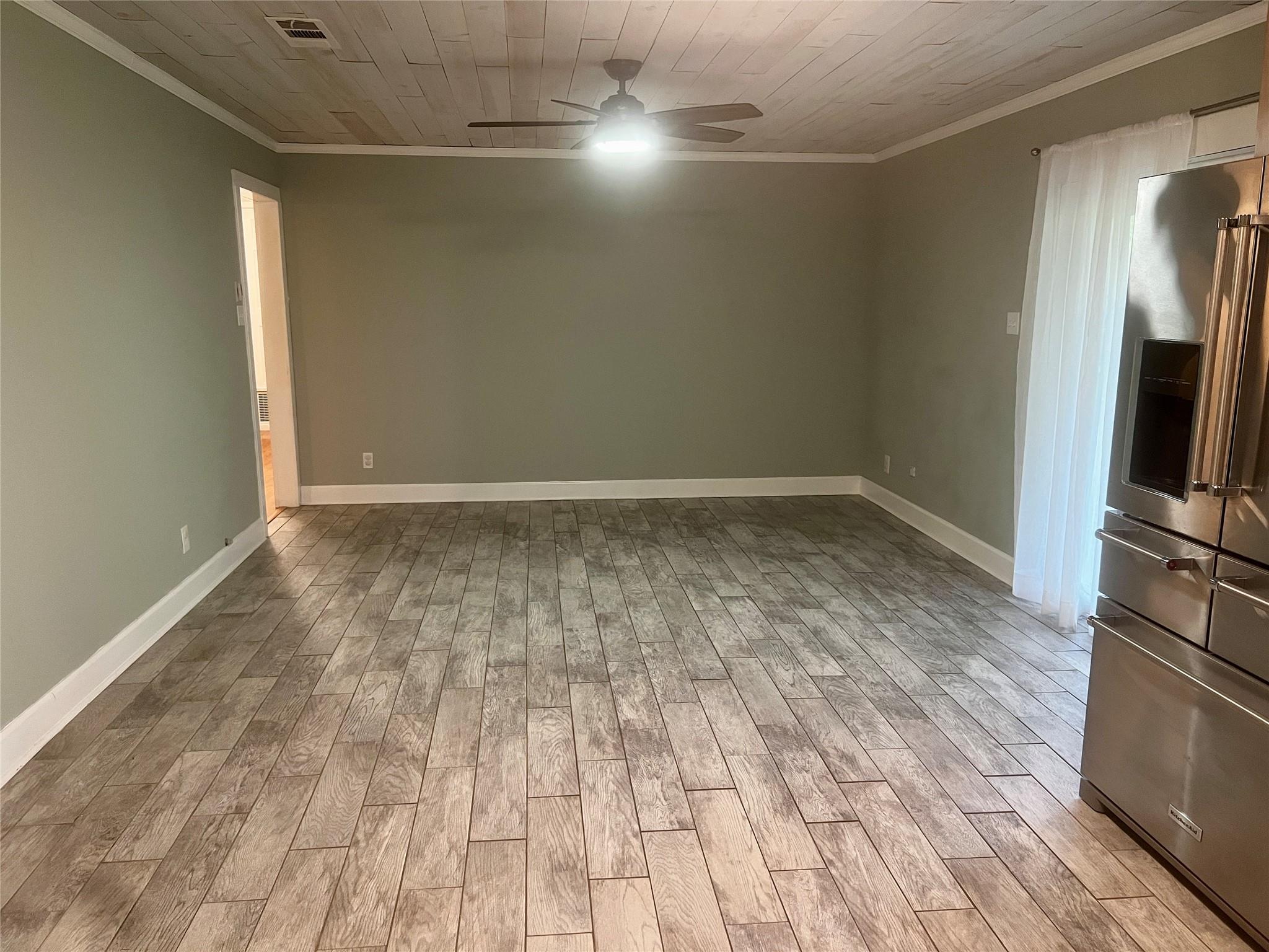 795 Vogel Dr, Lockhart, TX 78644