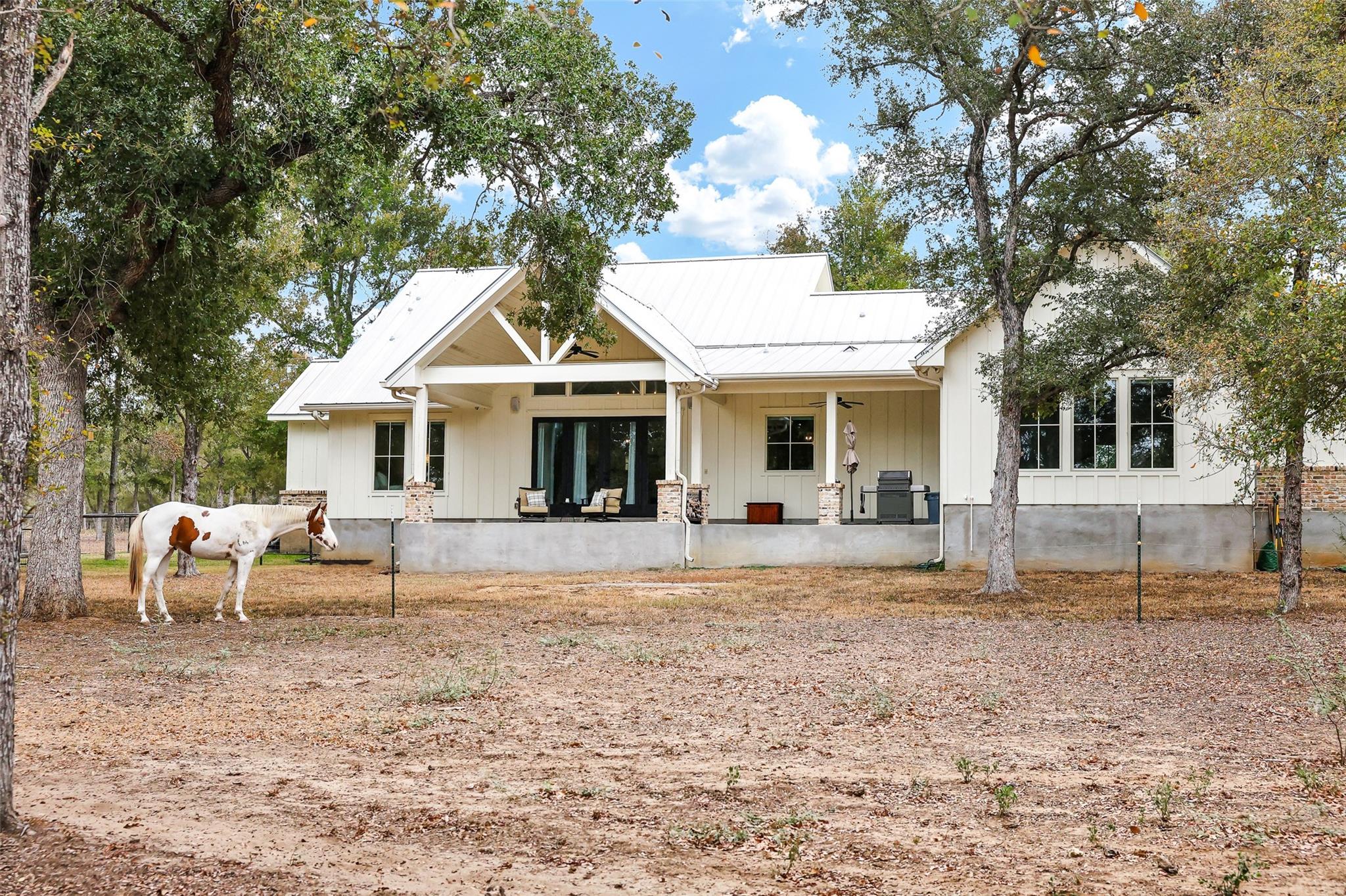 3975 FM 3158, Dale, TX 78616