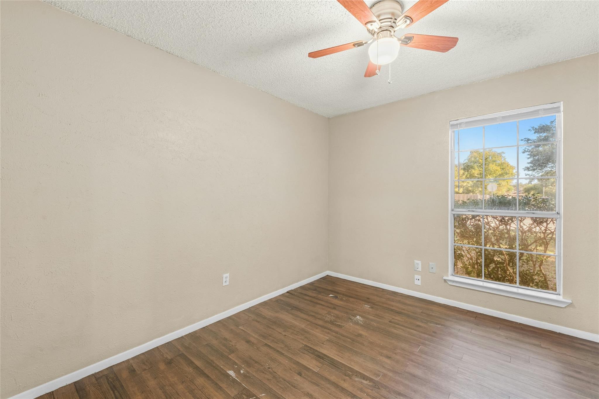 609 Riverwood Dr, Cedar Park, TX 78613