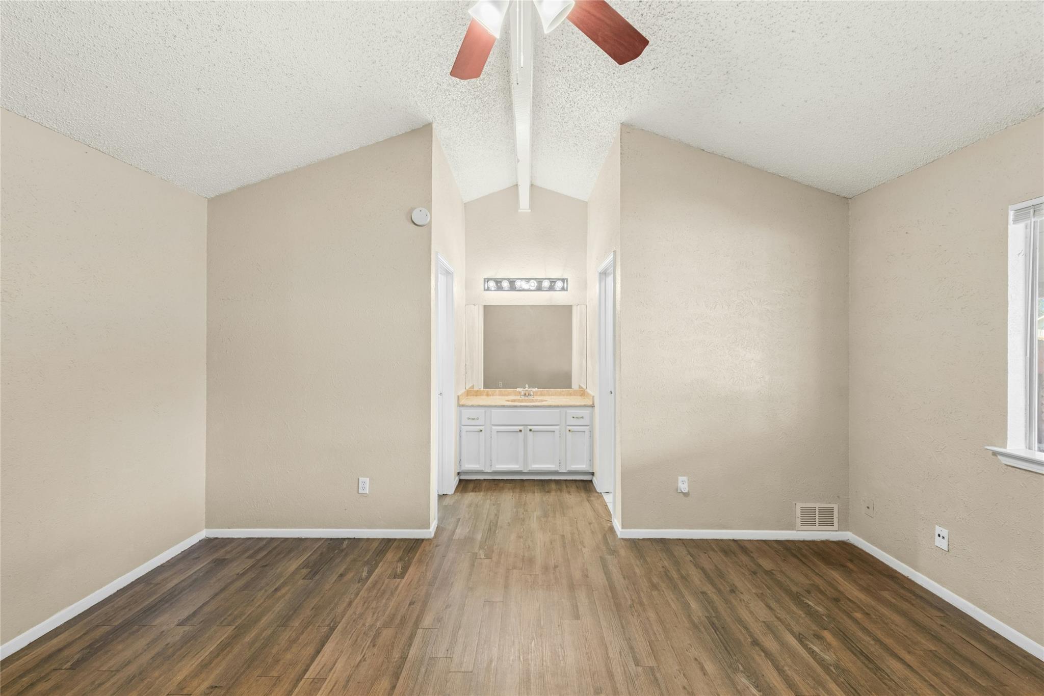 609 Riverwood Dr, Cedar Park, TX 78613