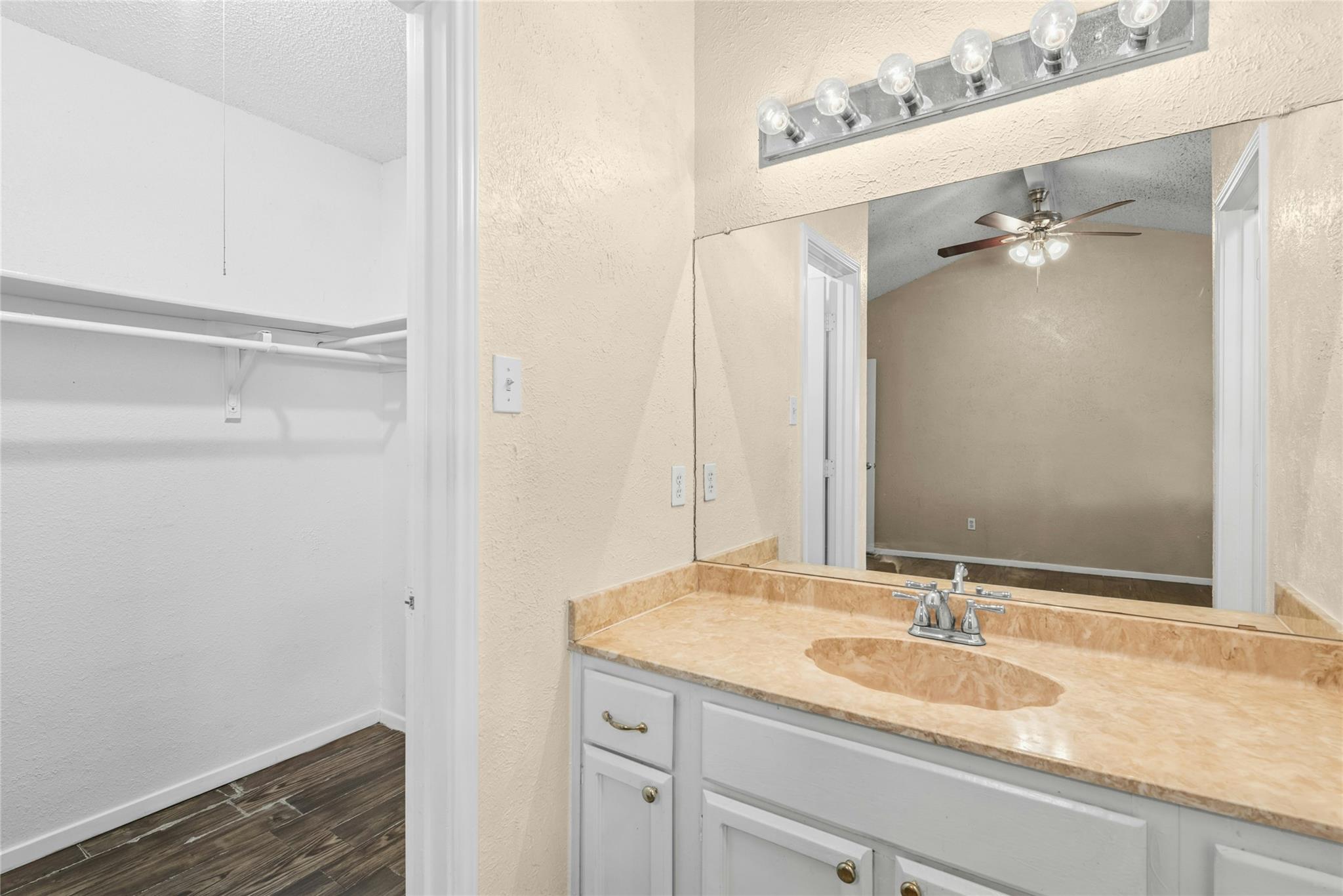 609 Riverwood Dr, Cedar Park, TX 78613