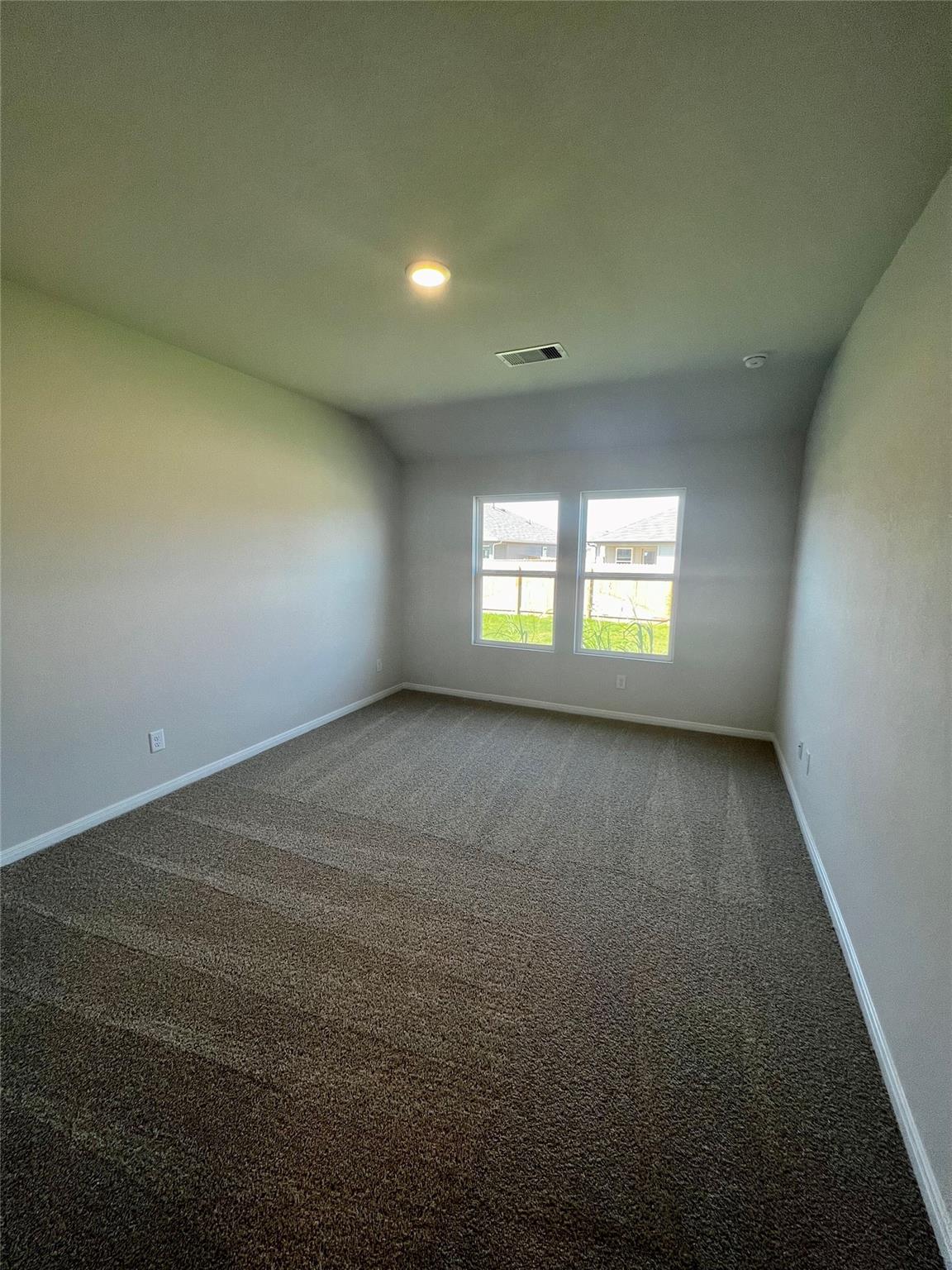 320 Belmont Pl, Lockhart, TX 78644