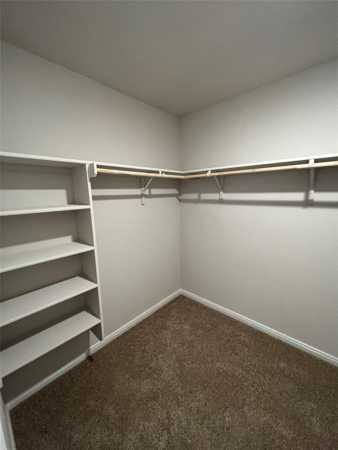 320 Belmont Pl, Lockhart, TX 78644