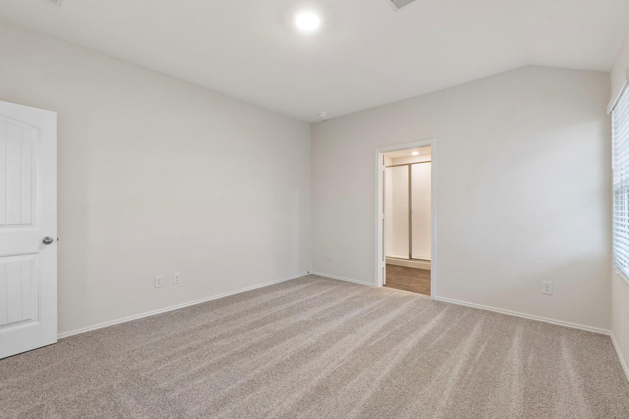 280 Granary Dr, Uhland, TX 78640