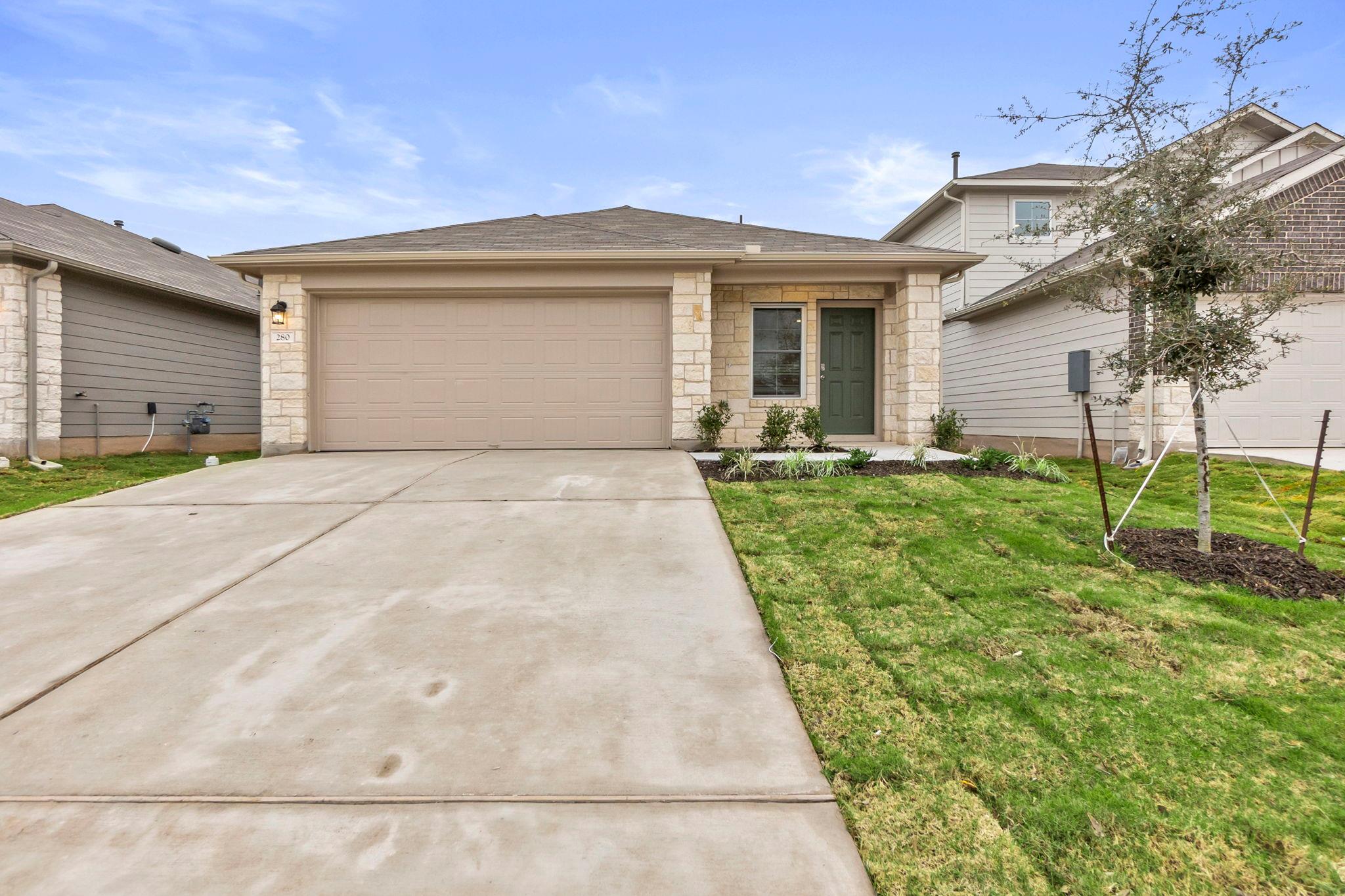 280 Granary Dr, Uhland, TX 78640