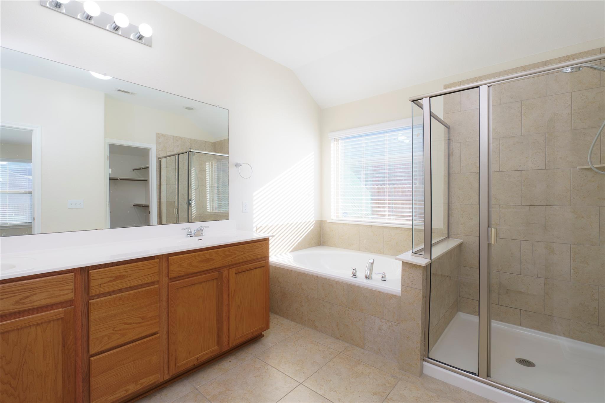 13020 Kearns Dr, Pflugerville, TX 78660