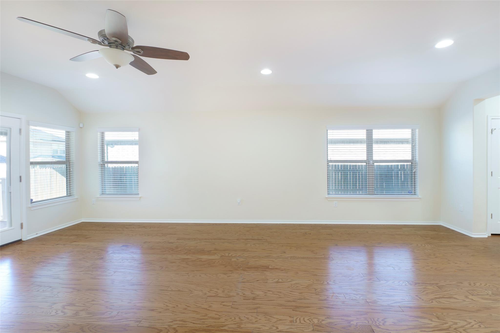 13020 Kearns Dr, Pflugerville, TX 78660