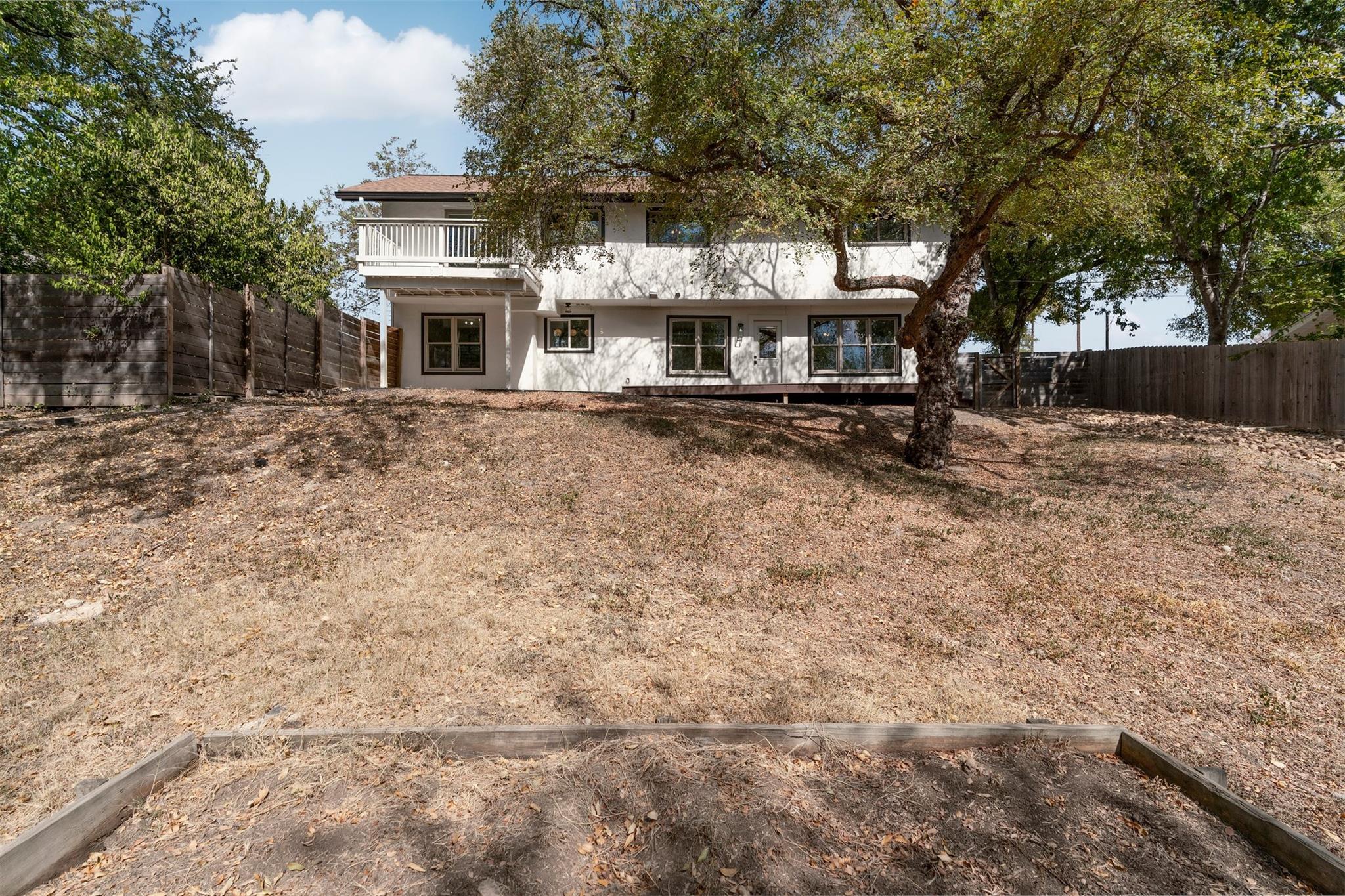 2401 Lehigh Dr, Austin, TX 78723