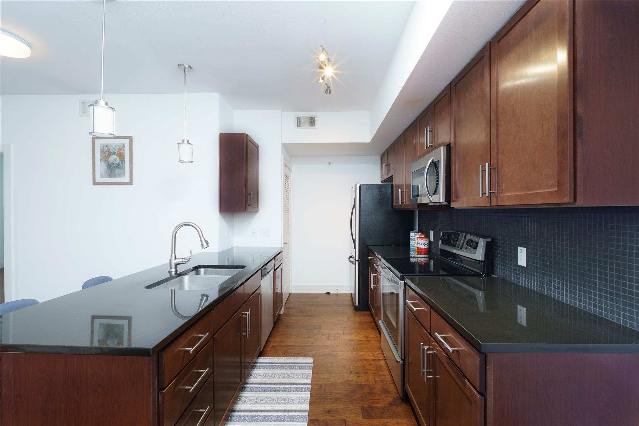 3016 Guadalupe St # 202, Austin, TX 78705